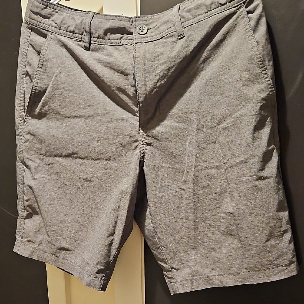 Goodfellow & Co Men's Light Gray Flat Front Shorts